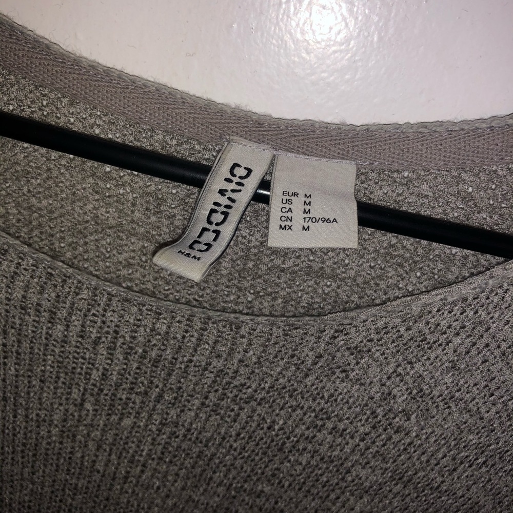 Sweater - Picture 3 of 4